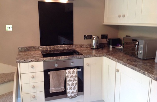Easton Cottage | Delightful Cottage in a Peaceful Rural location, but only 5 minutes to the city.