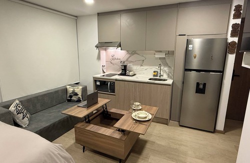 La Carolina Apartment | Delightful, cozy, beautiful studio with WiFi in charming Quito