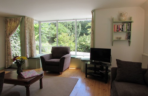 Dartmouth Cottage | Delightful Devon cottage near Dartmouth and beach