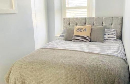 Shaldon House | Delightful Dog Friendly Seaside Cottage in Shaldon Devon