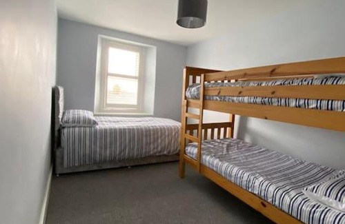 Shaldon House | Delightful Dog Friendly Seaside Cottage in Shaldon Devon