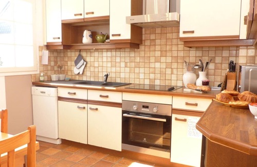 Belz House | Delightful traditional Breton house