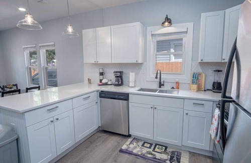Denver Heights House | Delightfully Renovated 4 BR/2 BA Near DT Riverwalk