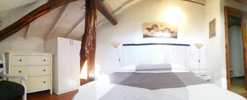 Levanto Apartment | DELIZIOSO ATTICO CON AMPIO TERRAZZO e GARAGE A DUE PASSI DAL MARE e DALLE CINQUETERRE LT-0485