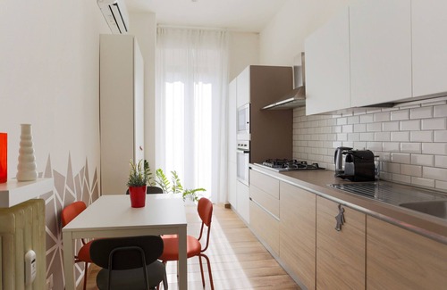 Ponte Seveso Apartment | Della Corte House – Spacious Apartment Near Milano Centrale Station