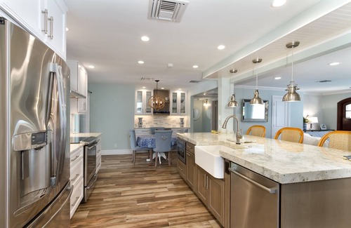 Delray Beach House | Delray Beach, spend the holidays warmly, heated pool!