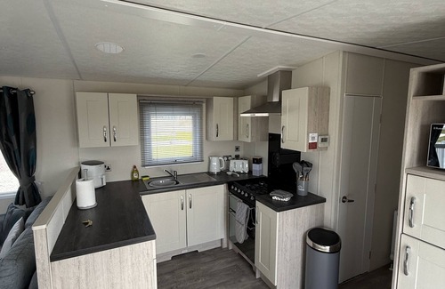 Addlethorpe House | Delta Lodge 3 Pet Friendly