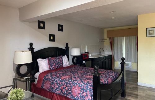 Clearwater Hotel | Delux Inn