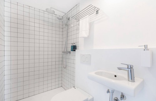 El Arenal Apartment | Deluxe 1 Bedroom Apartment