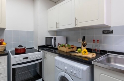 Trade Center Apartment | Deluxe 1BR Near World Trade Center Dubai