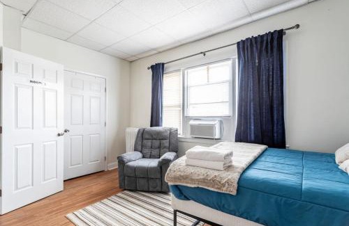 Bayonne Apartment | Deluxe 4BR 2BA Apartment Near NYC and Airport