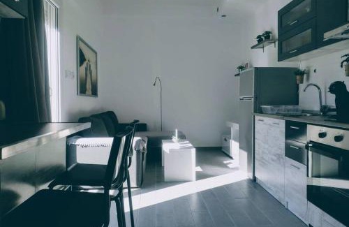 Kalamaria Apartment | Deluxe Apartment by Prima Lodging