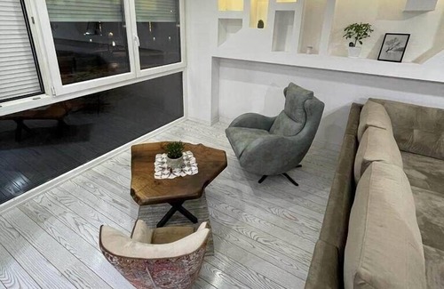 Novo Sarajevo Apartment | Deluxe Apartment Captain's home