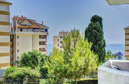 Benalmadena Costa Apartment | Deluxe Apartment in BenalBeach with Water Park