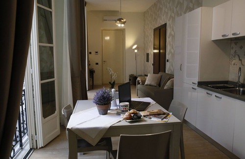 Naples City Centre Apartment | Deluxe Apartment - Napoli Mariana Luxury