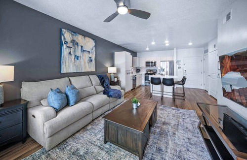 Downtown Salt Lake City Apartment | Deluxe Central 1BR 1BA Pool Hot Tub Gym Parking