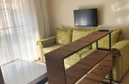 Kusadasi Apartment | Deluxe Double En Suite Royal Penthouse 6 beds
