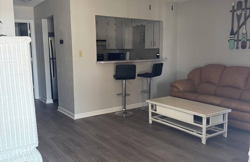 Carrabelle Condo | Deluxe King Condo 218