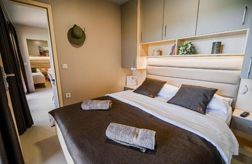 Terme Catez House | DELUXE Lake View Mobile Homes with Thermal Riviera Tickets