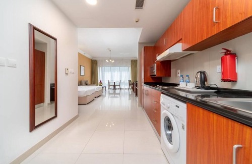 Deira Hotel | Deluxe One Bedroom Apartment Near Reef Mall By Luxury Bookings