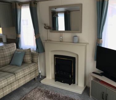 Cheddar Other | Deluxe Riverside Static Caravan