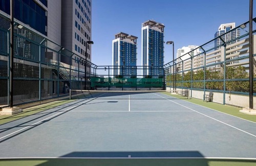 Al Sufouh 1 Apartment | Deluxe Room Near Carrefour Supermarket