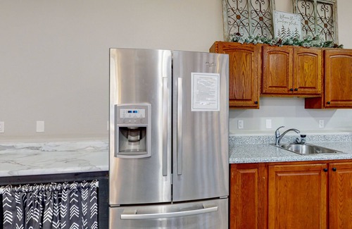 Deadwood House | Deluxe spacious home w/private indoor pool, 2 hot tubs, game room, fireplaces