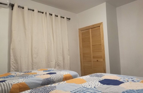 Stratford Apartment | Deluxe Suite in Stratford Ambassador Guest Room