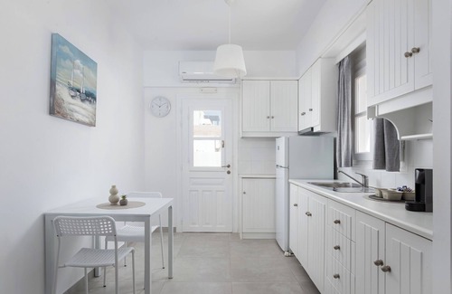 Naousa Hotel | Deluxe Suite, Palma Elegant Suites