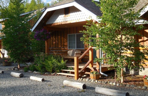 Talkeetna Apartment | Deluxe suite within walking distance of downtown Talkeetna