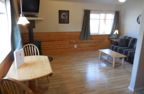 Talkeetna Apartment | Deluxe suite within walking distance of downtown Talkeetna