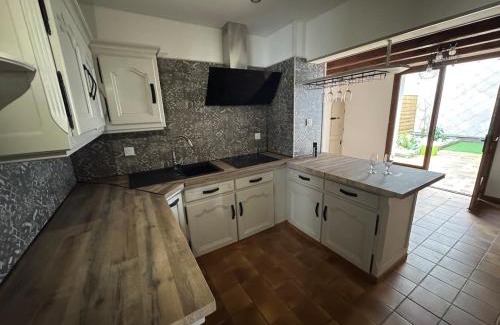 Cholet House | Demeure Ambroise - Proche Puy du Fo