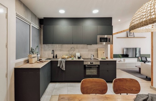 El Putget i Farro Apartment | Demir - 2 bedrooms and office in Vila de Gràcia