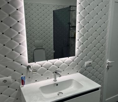 Elbasan Apartment | Denis room