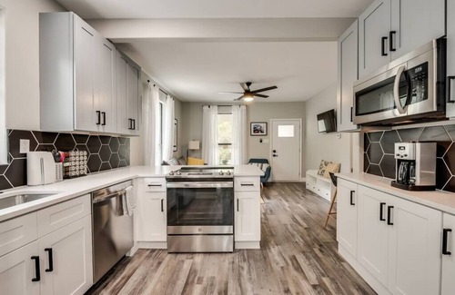 Denton House | Denton Home near Square UNT & TWU