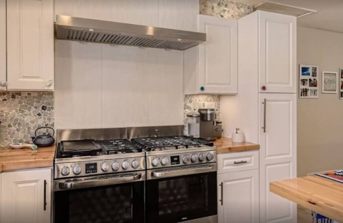 Northglenn Apartment | Denver Caribbean Beach House Resort