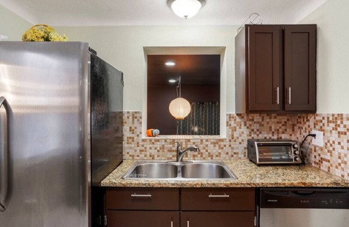 Berkley Apartment | Denver Hype House - 8 min to DT