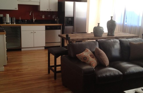 Highland Condo | Denver - Lohi Loft! Walk To Platte River, Walking Trail Or Down Town