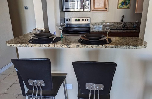 Downtown Denver Condo | DENVER SUITE CENTRAL LOCATION, BREATHTAKING VIEWS, GREAT AMENITIES, FREE PARKING