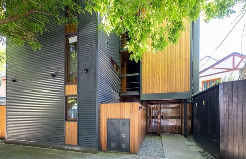 San Martin de los Andes Apartment | Departamento de 1 ambiente, Edificio Viveros 2, centro San Martín de los Andes con patio
