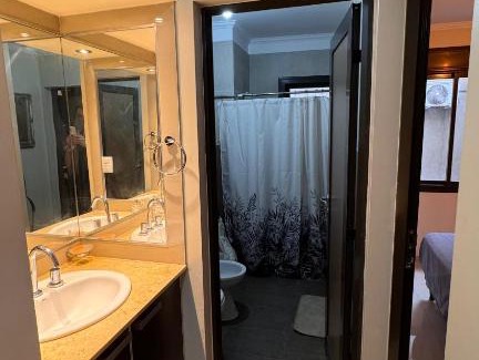 Villa Maria Apartment | Departamento Centrico Con Balcon a la Calle