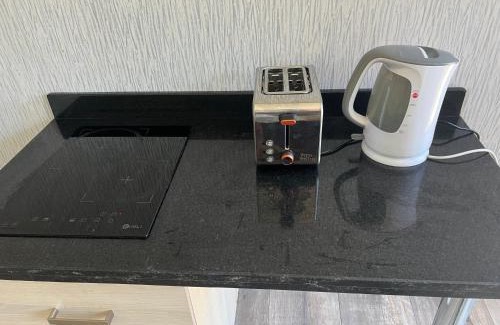 Chillan Apartment | Departamento Studio - Carrera - Factura - Central - Empresas - Parking - Wifi - Aire acondicionado