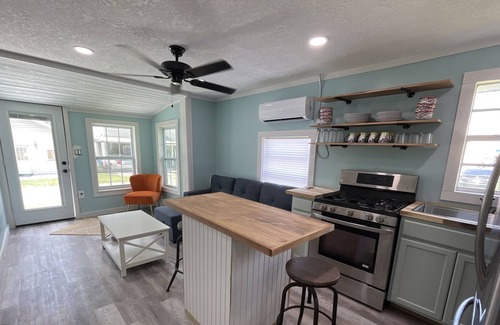University Heights House | Depot Park Cottage-Downtown Gainesville