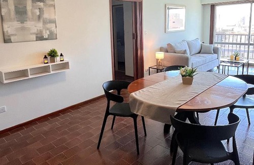 La Perla Apartment | Depto CENTRO 2 dormitorios con Balcón y COCHERA piso 15
