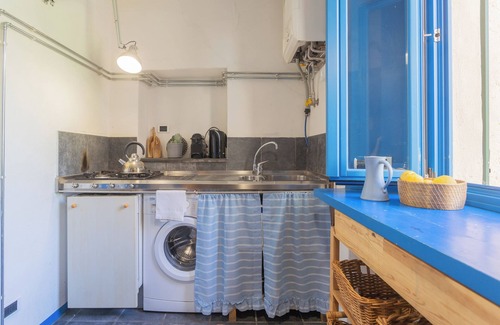 Careno Apartment | Deriva Apartment on Careno's Beach