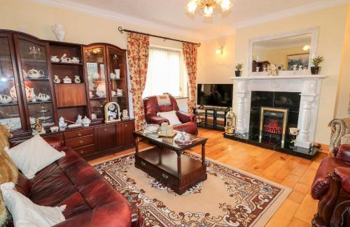 Enniskillen House | Derriens Farmhouse