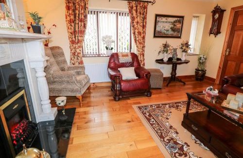 Enniskillen House | Derriens Farmhouse