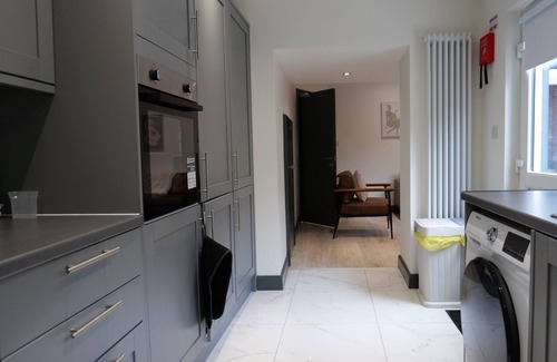 Londonderry Apartment | Derry City, Northern Ireland - Waterside Rooms (Room 1)