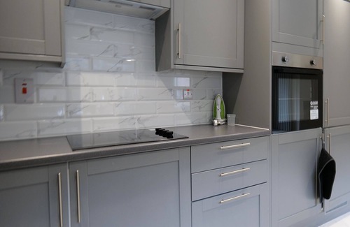Londonderry Apartment | Derry City, Northern Ireland - Waterside Rooms (Room 1)