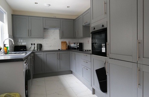 Londonderry Apartment | Derry City, Northern Ireland - Waterside Rooms (Room 5)